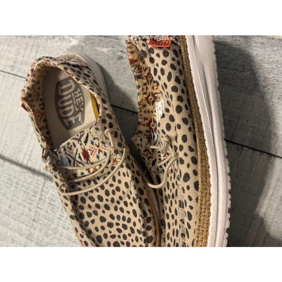 Heydude BNWT Size 5 $64.99 Wendy Pieced Bisbee - Picture 5 of 9